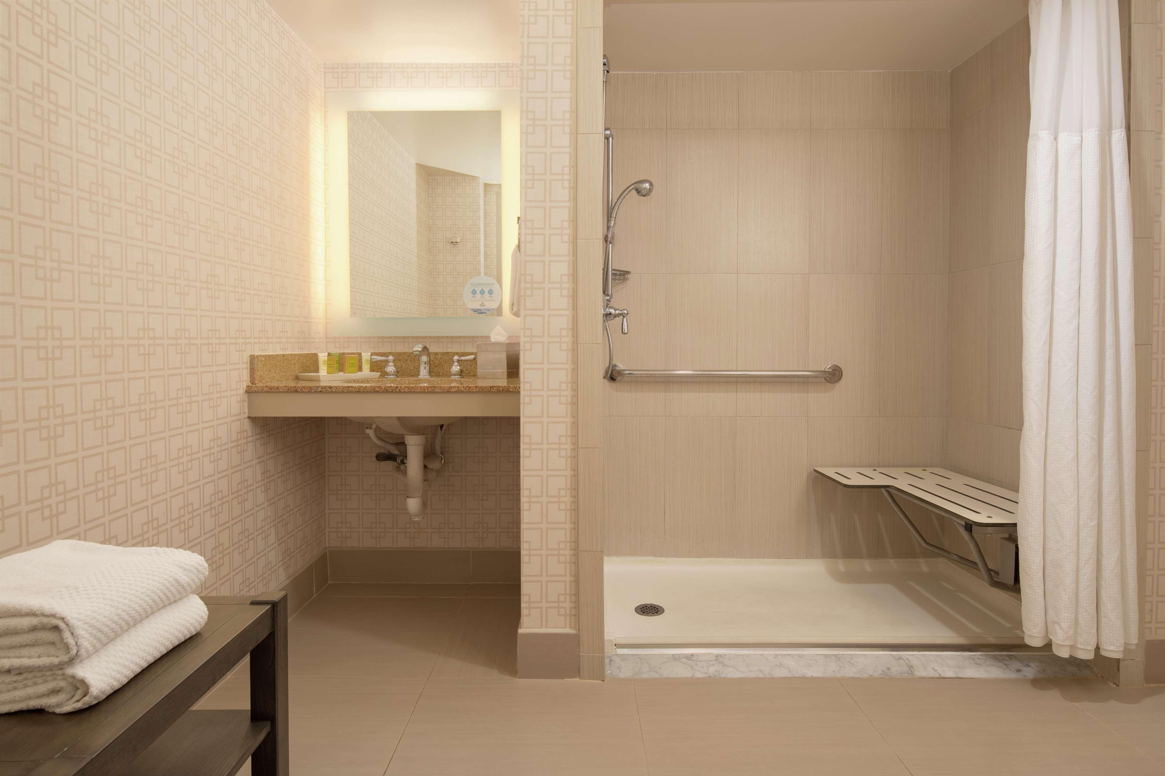 Hilton Garden Inn San Diego Del Mar Dış mekan fotoğraf